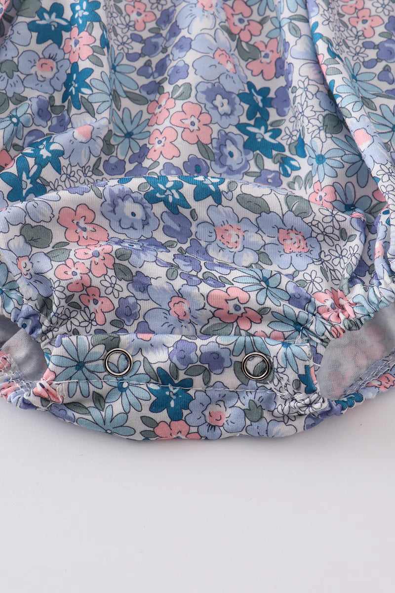 Floral Print with Pastel Bunnies Bubble
